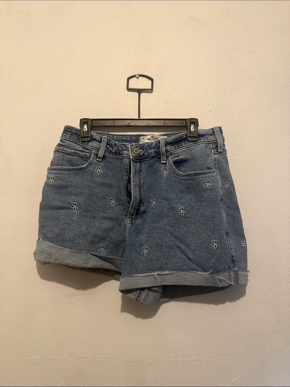 Vintage Y2K Hollister Embroidered Daisy Denim Shorts - Blue